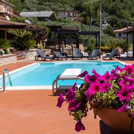 Maranola Apartament Trivio (Latina)